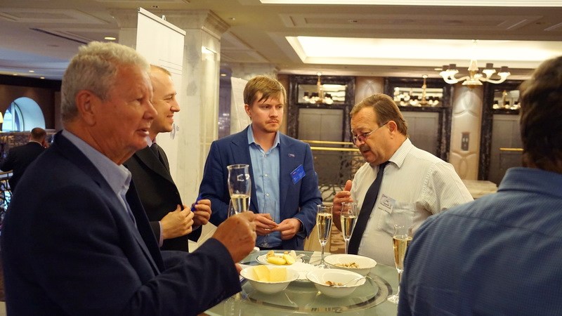 Полиэфирные и эпоксидные смолы 2022