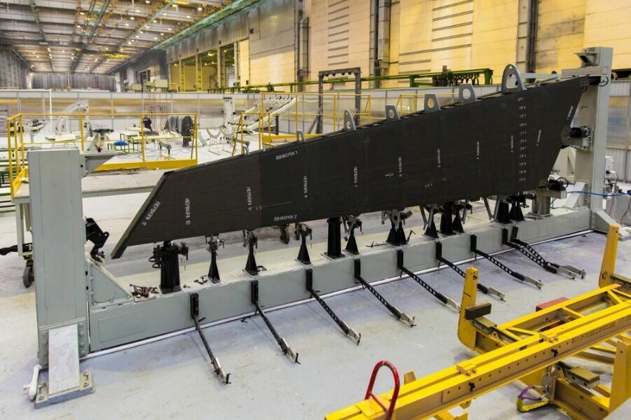 Композитное крыло МС-21