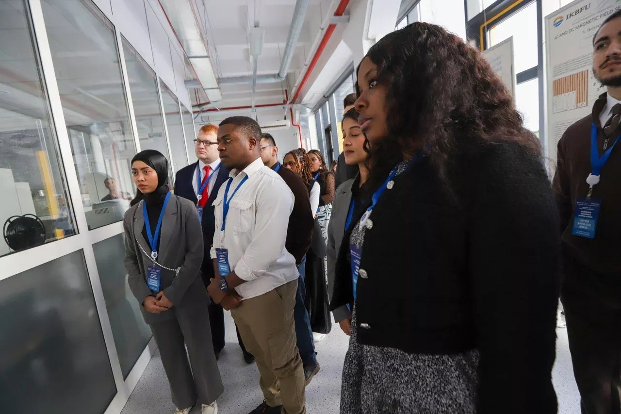 Зимняя школа по композиционным материалам в БФУ