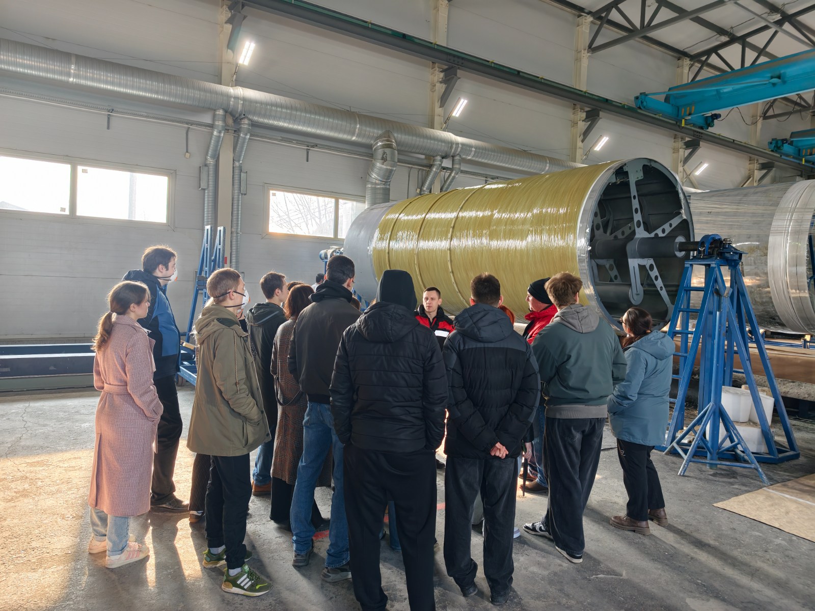 Студенты кафедры НВКМ погрузились в реальное производство: экскурсия на предприятия «Флотенк»